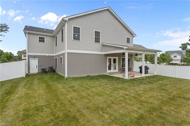 1303 Fulton LN, Chesapeake, VA 23320