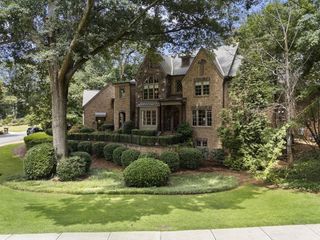 75 Forrest Lake Drive, Sandy Springs, GA 30327