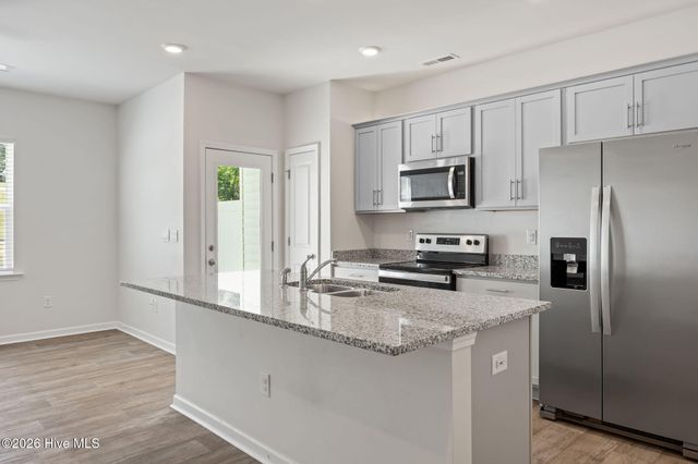 1206 Gracie Lane, Carthage, NC 28327