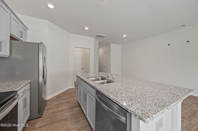 1206 Gracie Lane, Carthage, NC 28327