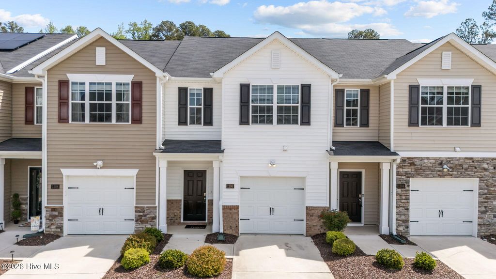 1206 Gracie Lane, Carthage, NC 28327