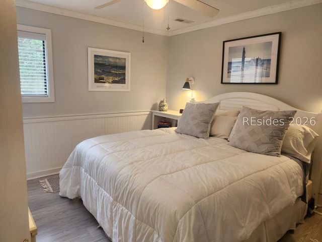 113 Shipyard Dr Apt 193, Hilton Head Island, SC 29928