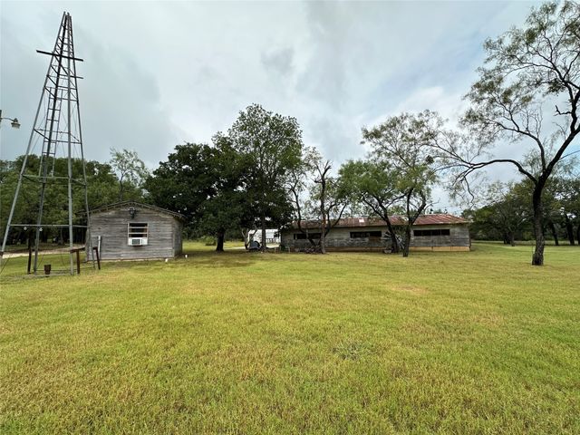 3739 County Road 2160, Iredell, TX 76649