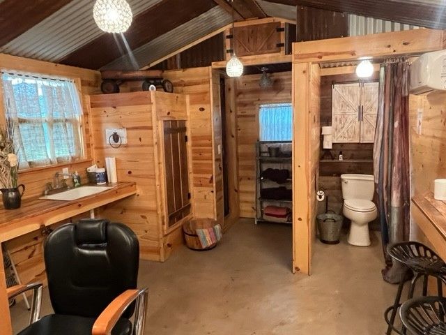 3739 County Road 2160, Iredell, TX 76649