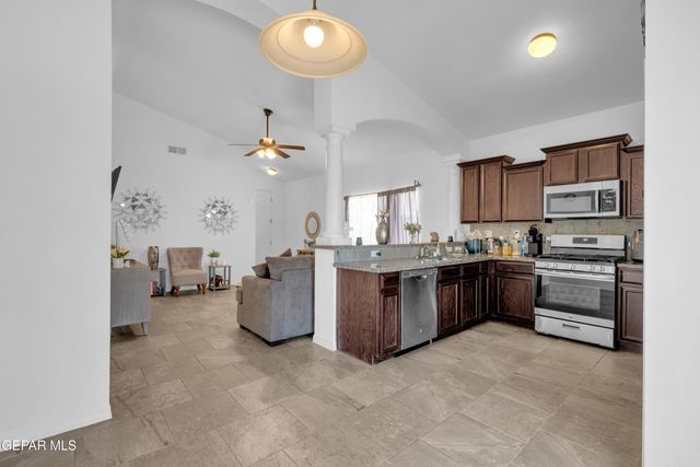 14219 PEYTON EDWARDS Avenue, El Paso, TX 79938