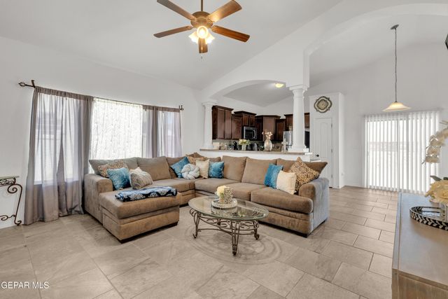 14219 PEYTON EDWARDS Avenue, El Paso, TX 79938