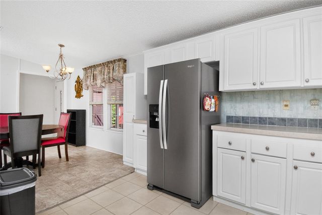 24437 HARBORVIEW ROAD 106, Punta Gorda, FL 33980