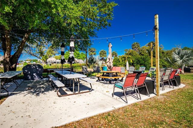 24437 HARBORVIEW ROAD 106, Punta Gorda, FL 33980