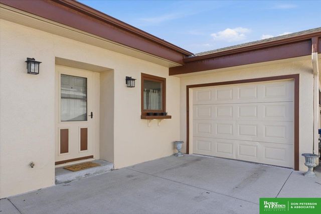 141 N Lincoln Street, Fremont, NE 68025