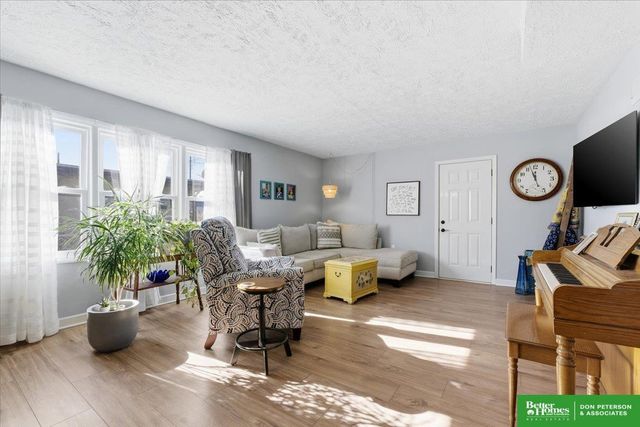 141 N Lincoln Street, Fremont, NE 68025