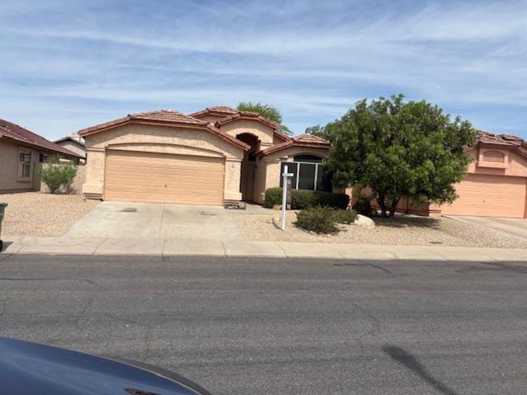 4710 E Jaeger Road, Phoenix, AZ 85050