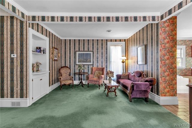 122 Pleasant Avenue, Lancaster, NY 14086
