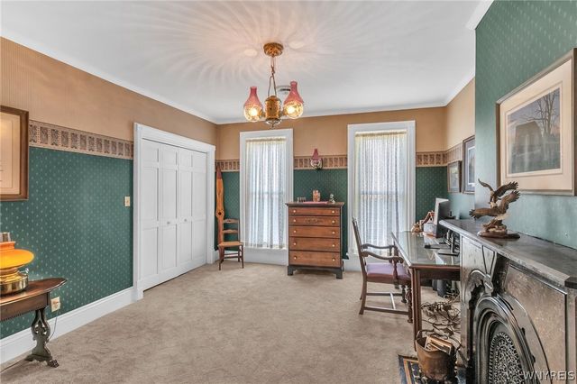 122 Pleasant Avenue, Lancaster, NY 14086