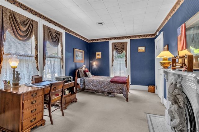 122 Pleasant Avenue, Lancaster, NY 14086