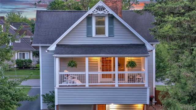 122 Pleasant Avenue, Lancaster, NY 14086