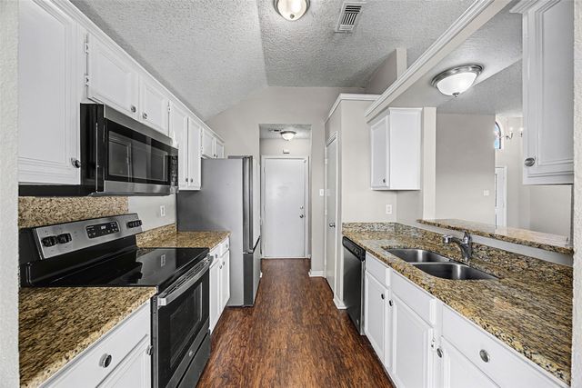 224 California Drive, Glenn Heights, TX 75154