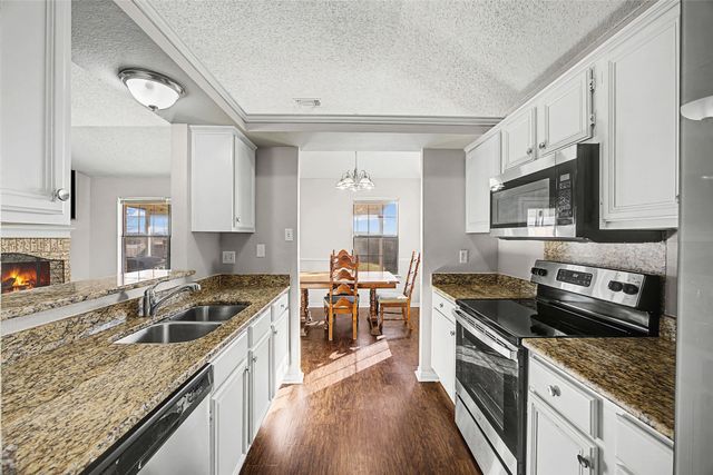 224 California Drive, Glenn Heights, TX 75154