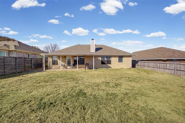 224 California Drive, Glenn Heights, TX 75154