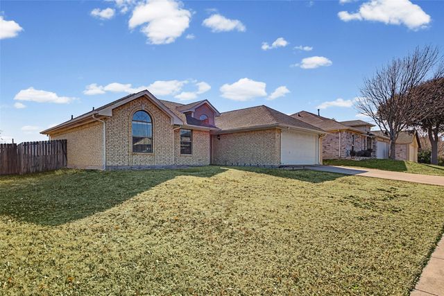 224 California Drive, Glenn Heights, TX 75154