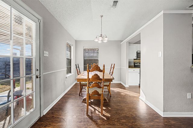 224 California Drive, Glenn Heights, TX 75154