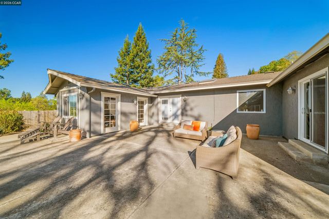 262 Via Cima Ct, Danville, CA 94526