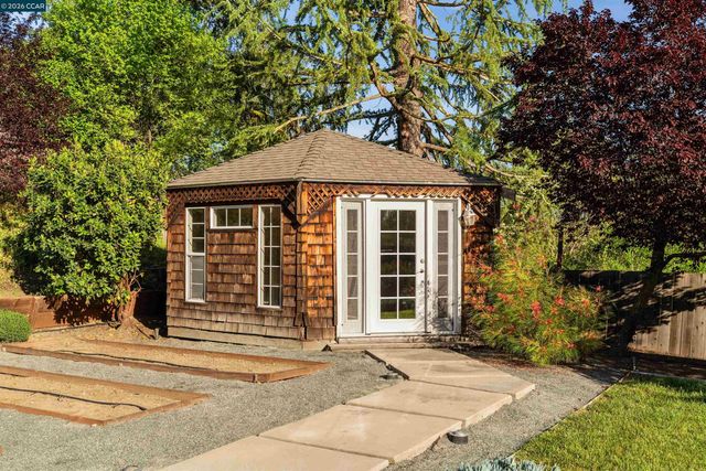 262 Via Cima Ct, Danville, CA 94526