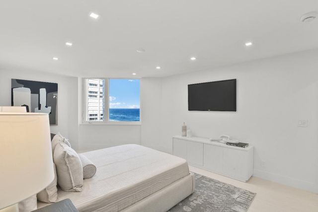 550 S Ocean Boulevard 1001, Boca Raton, FL 33432