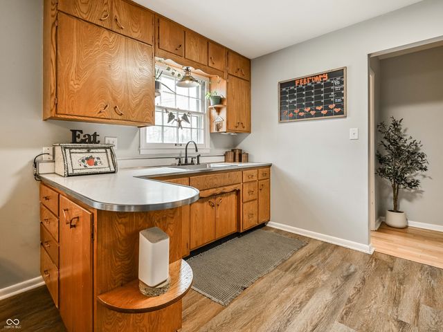 7215 N Oakland Avenue, Indianapolis, IN 46240