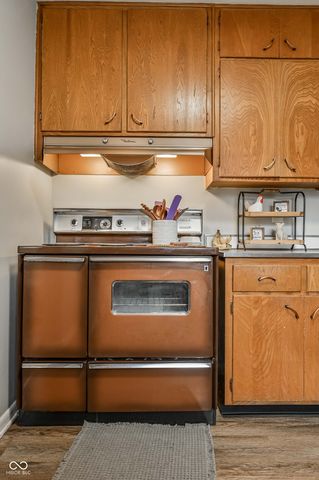 7215 N Oakland Avenue, Indianapolis, IN 46240