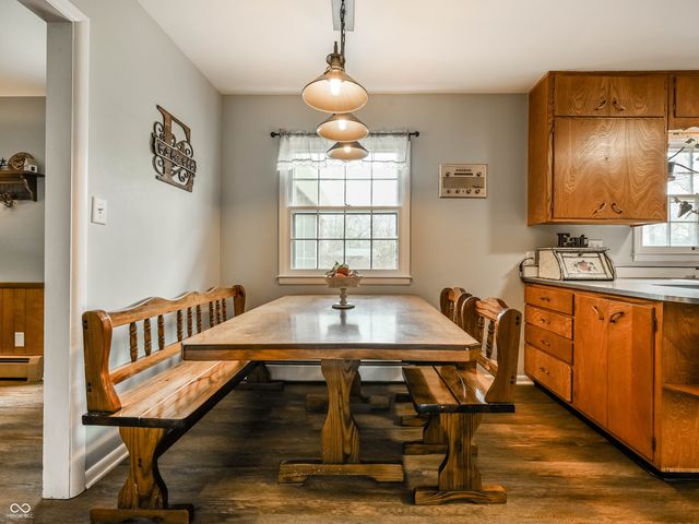 7215 N Oakland Avenue, Indianapolis, IN 46240