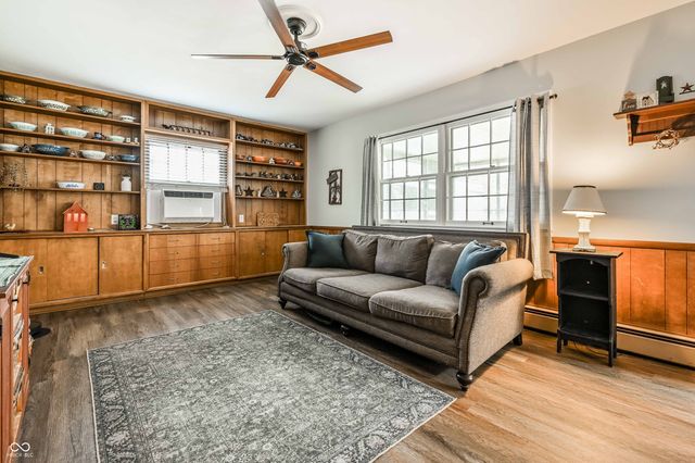 7215 N Oakland Avenue, Indianapolis, IN 46240