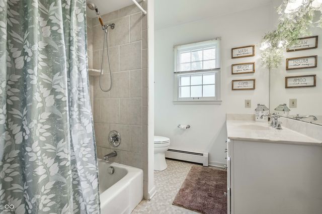 7215 N Oakland Avenue, Indianapolis, IN 46240