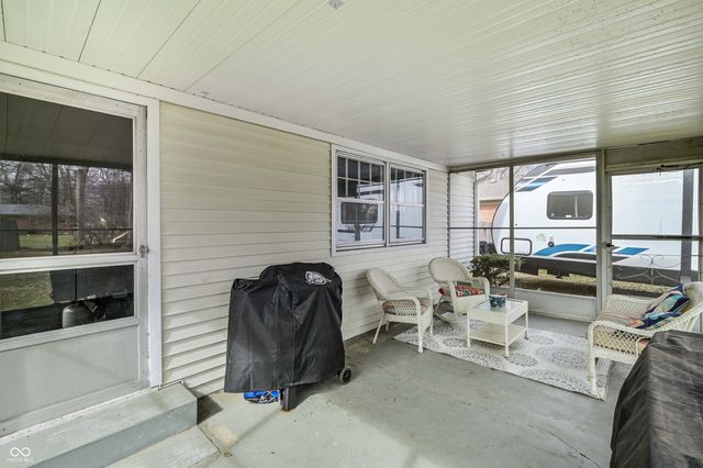 7215 N Oakland Avenue, Indianapolis, IN 46240