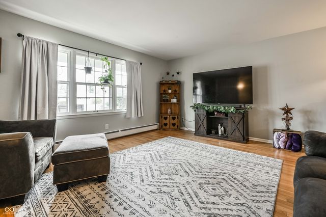 7215 N Oakland Avenue, Indianapolis, IN 46240