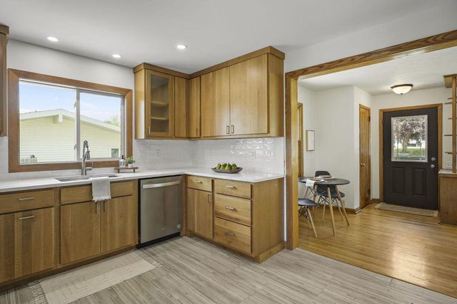 512 Prospect Road, Waunakee, WI 53597