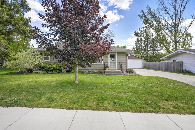 512 Prospect Road, Waunakee, WI 53597
