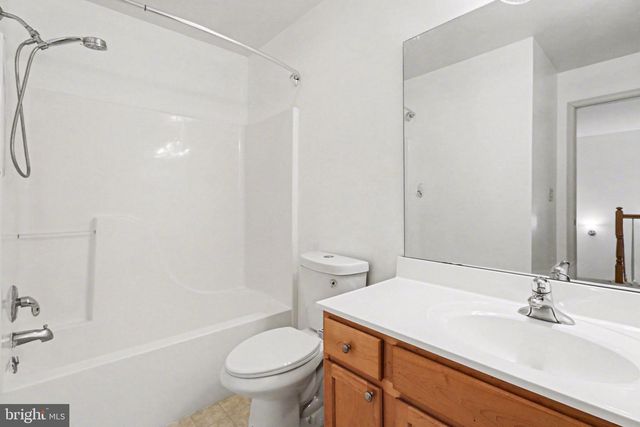 1167 CROSS CREEK DR, Mechanicsburg, PA 17050