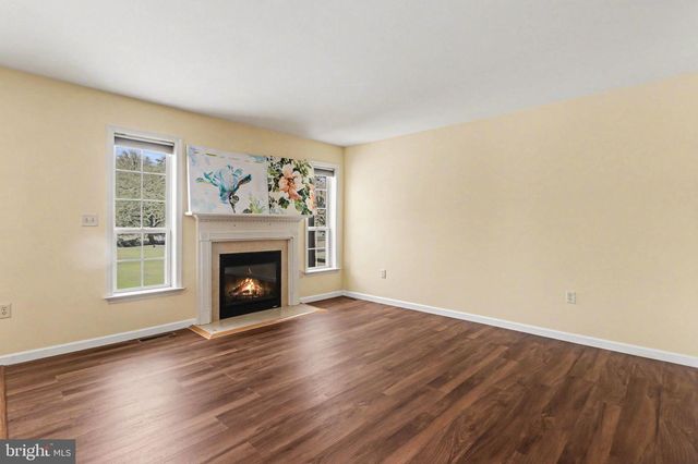 1167 CROSS CREEK DR, Mechanicsburg, PA 17050