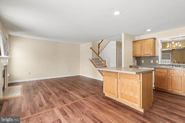 1167 CROSS CREEK DR, Mechanicsburg, PA 17050