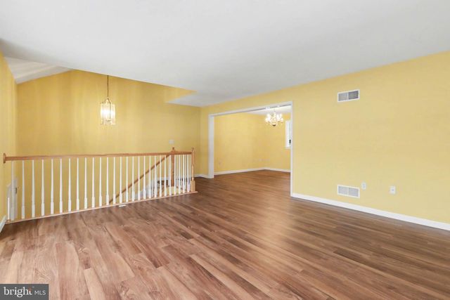 1167 CROSS CREEK DR, Mechanicsburg, PA 17050