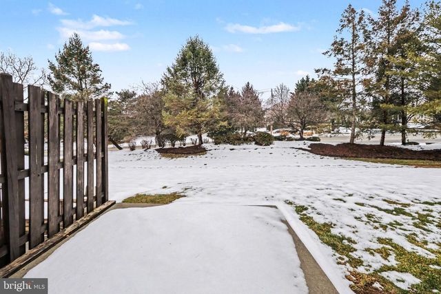 1167 CROSS CREEK DR, Mechanicsburg, PA 17050