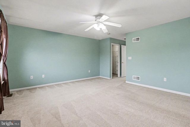 1167 CROSS CREEK DR, Mechanicsburg, PA 17050