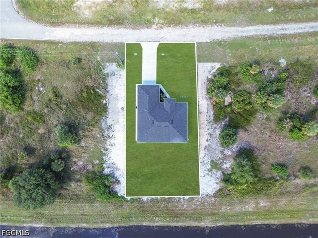 312 Pembroke ST, Lehigh Acres, FL 33974