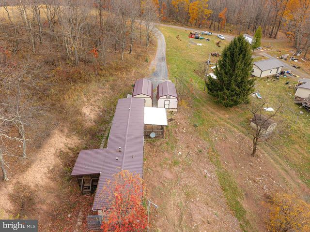 206 MOUNTAIN PENNY LN, Claysburg, PA 16625