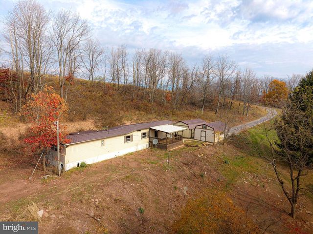 206 MOUNTAIN PENNY LN, Claysburg, PA 16625
