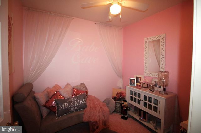 136 GREGG DR, Wilmington, DE 19808