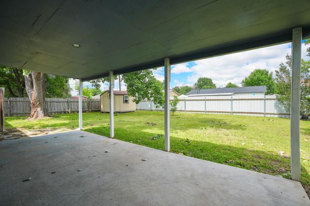 2004 Greenhill DR, Round Rock, TX 78664