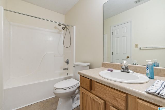 6708 LAKES EDGE LANE, Pinson, AL 35126