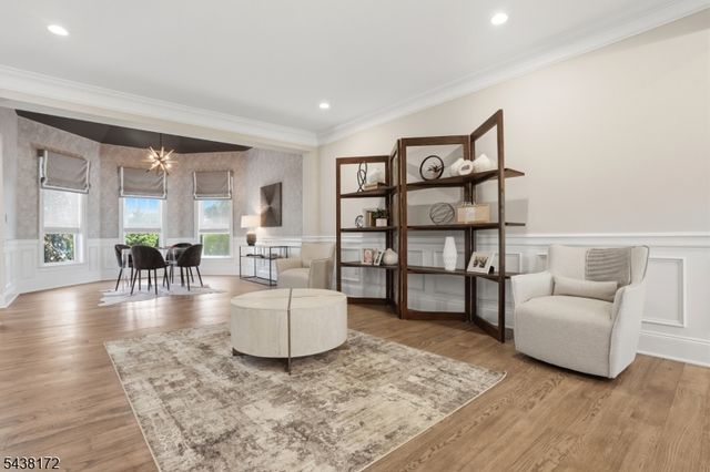 18 Waterford Way, Middletown Twp., NJ 07738