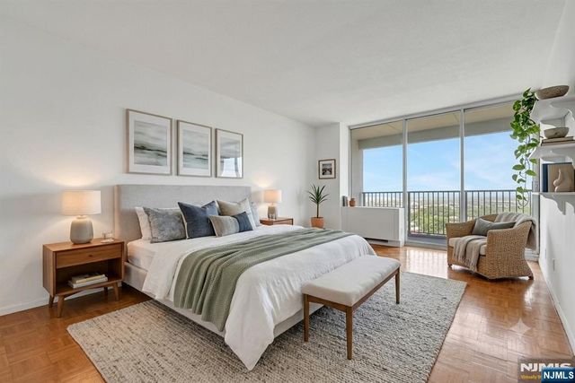 5 Horizon Road 2102, Fort Lee, NJ 07024